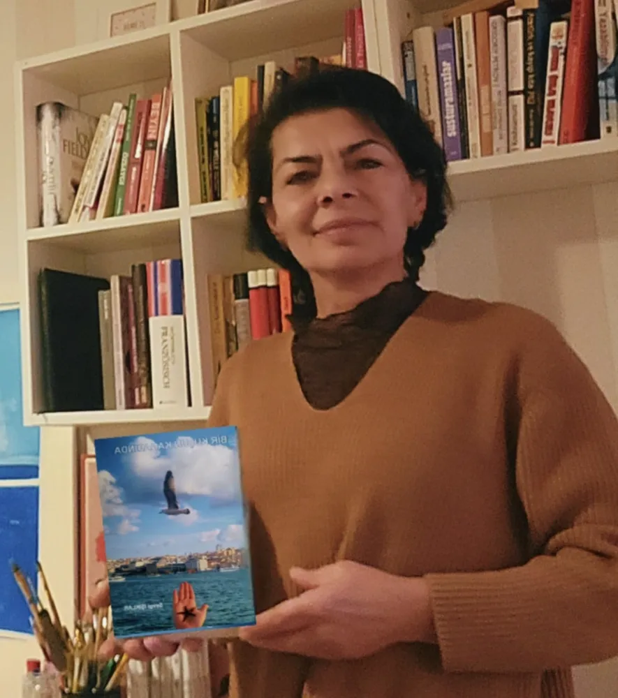Ressam ve Yazar Sevgi Işıklar 